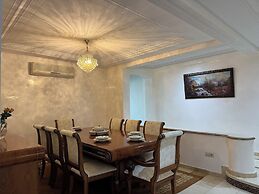 Chic 4BR with Jacuzzi-Fez New City Stay