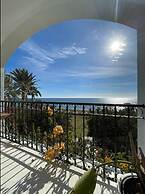 La Petite For t Seaview Flat in Marbella