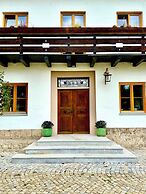Hotel Bergen Zur Post by Rikas Hotels