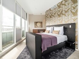 Comfortable Apartment With Panoramic Views