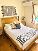 Utila Seabreeze Vacation Apartments