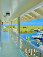 Utila Seabreeze Vacation Apartments