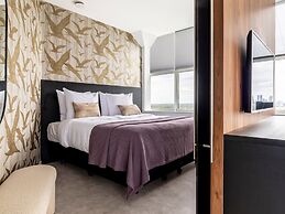 Comfortable Apartment With Panoramic Views
