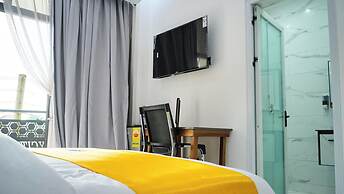 Skycity Hotel Gh
