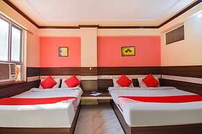 Hotel Churu Palace