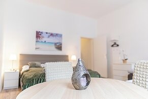 Modern 2BR Apt Near Westbahnhof