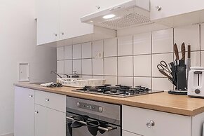 Modern 2BR Apt Near Westbahnhof