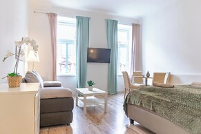 Modern 2BR Apt Near Westbahnhof