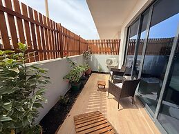 Joli Beach House - Charming Ground Floor T0 Suite