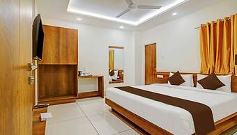 Hotel Royal Empire Indore