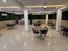 Hotel Royal Empire Indore