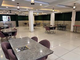 Hotel Royal Empire Indore