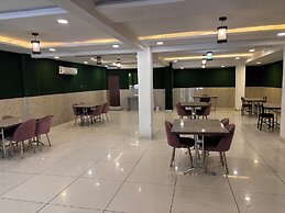 Hotel Royal Empire Indore
