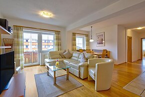 Vicky Apartment - Central, Mountain Stay
