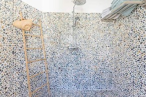 Elegant Bastide Near Aix With Pool