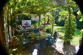 Elegant Bastide Near Aix With Pool