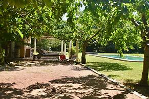 Elegant Bastide Near Aix With Pool