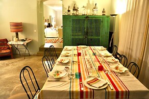 Elegant Bastide Near Aix With Pool