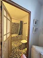Elegant Bastide Near Aix With Pool