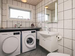 4 Star Holiday Home in Hals