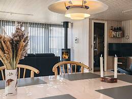 4 Star Holiday Home in Hals