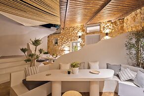 ArtChroma House