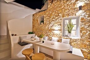 ArtChroma House