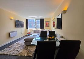 Stylish 1BR Flat Next to Hockley