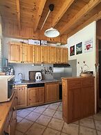 Cosy, Bright Apartment in Allos