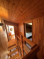 Cosy, Bright Apartment in Allos