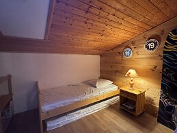 Cosy, Bright Apartment in Allos