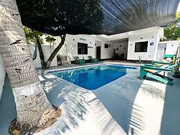 Residencia privada y con hermosa piscina