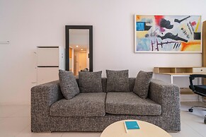 Tyms Xujiahui Elegant 1BR APT