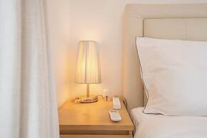 Tyms Xujiahui Elegant 1BR APT