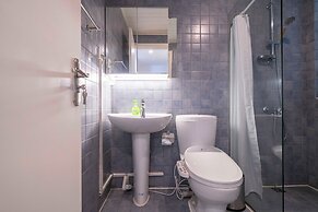 Tyms Xujiahui  Stylish 1BR APT