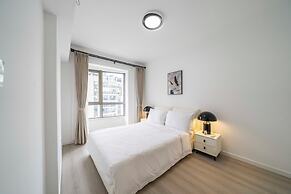 Tyms Spacious 3BR 2BA APT  Laishi Di