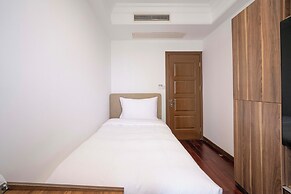 Tyms Xintiandi Elegant 3BR 2BA APT