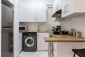 Vibe - 1 BR APt & Balcony in Larnaca