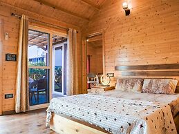 Jolly Retreat