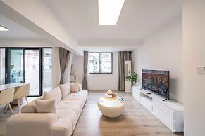 Tyms  2BR APT Hongqiao Paris Classic