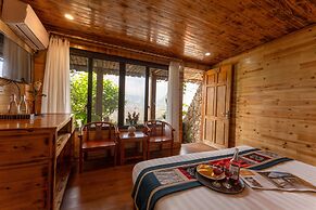 Muong Hoa River View Hotel