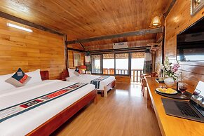 Muong Hoa River View Hotel