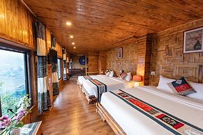 Muong Hoa River View Hotel
