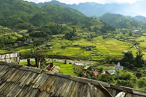 Muong Hoa River View Hotel