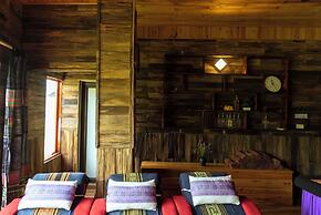 Muong Hoa River View Hotel