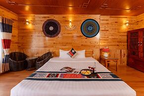 Muong Hoa River View Hotel