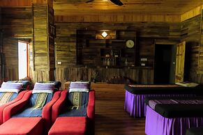 Muong Hoa River View Hotel