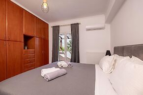 Leone Luxury Villa Georgia