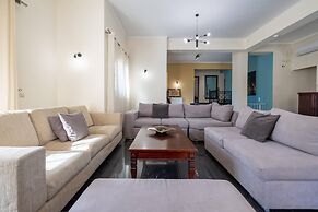 Leone Luxury Villa Georgia