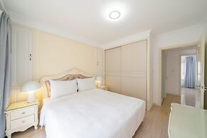 Tyms 2BR APT Xujiahui Dacheng Residence